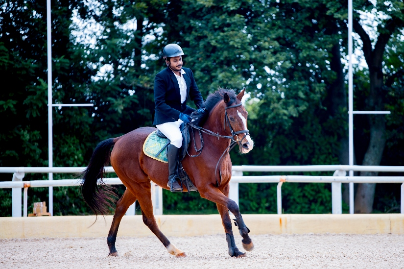 Horse Riding service Dilip Kirani